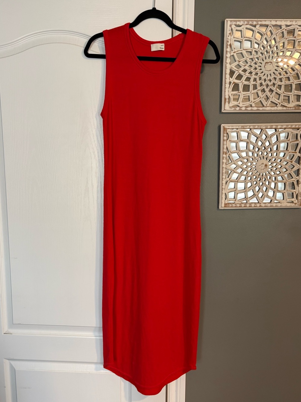 Aritzia | Wilfred Red Sleeveless Midi Dress